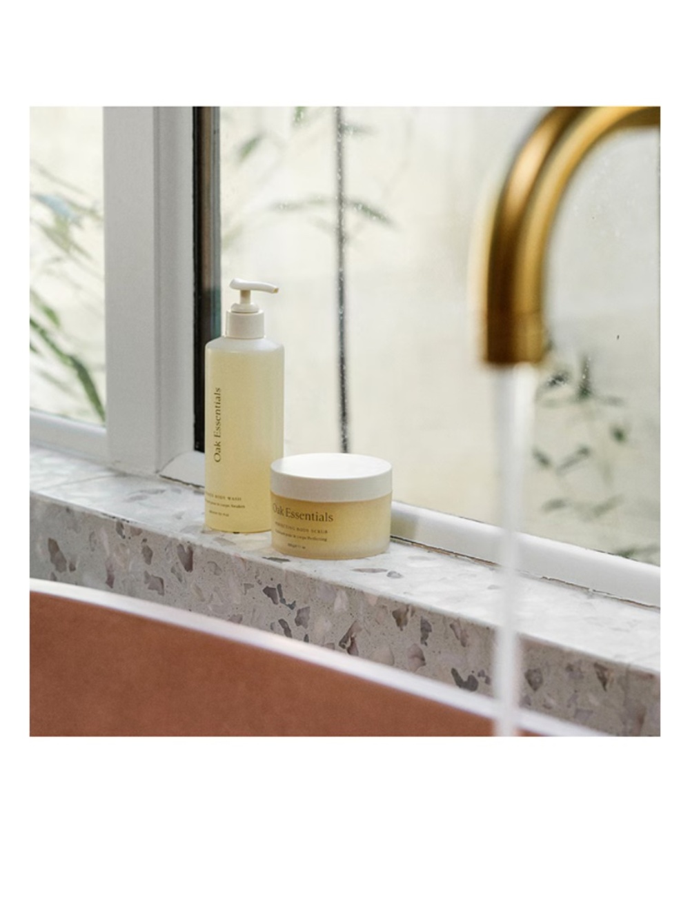 Oak Essentials Perfecting Body Scrub - Picture 4 of 5